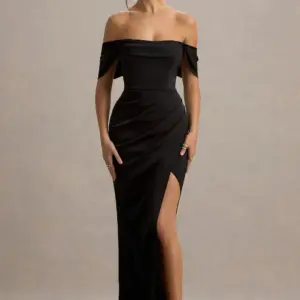 Off-Shoulder Maxi Dress